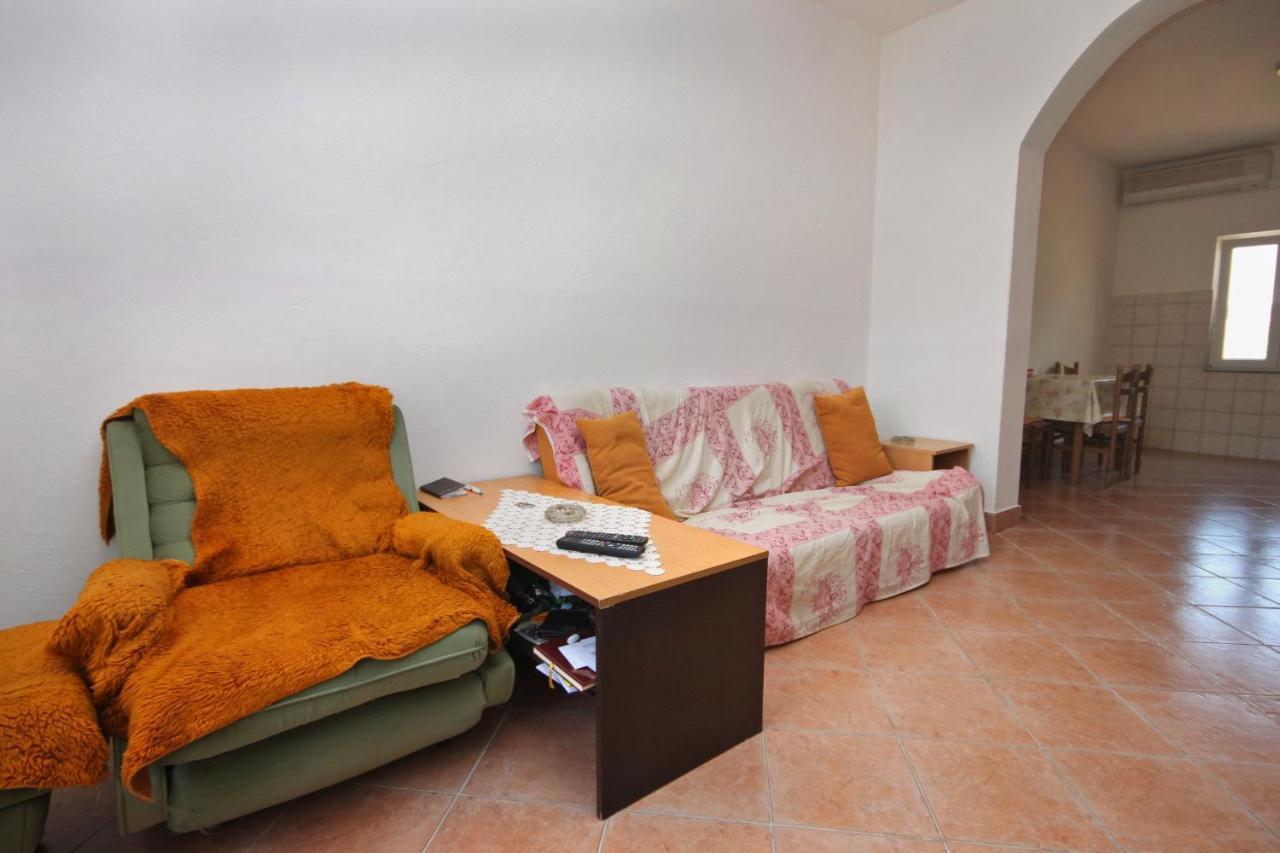 Apartments By The Sea Metajna, Pag - 6351 Exterior foto